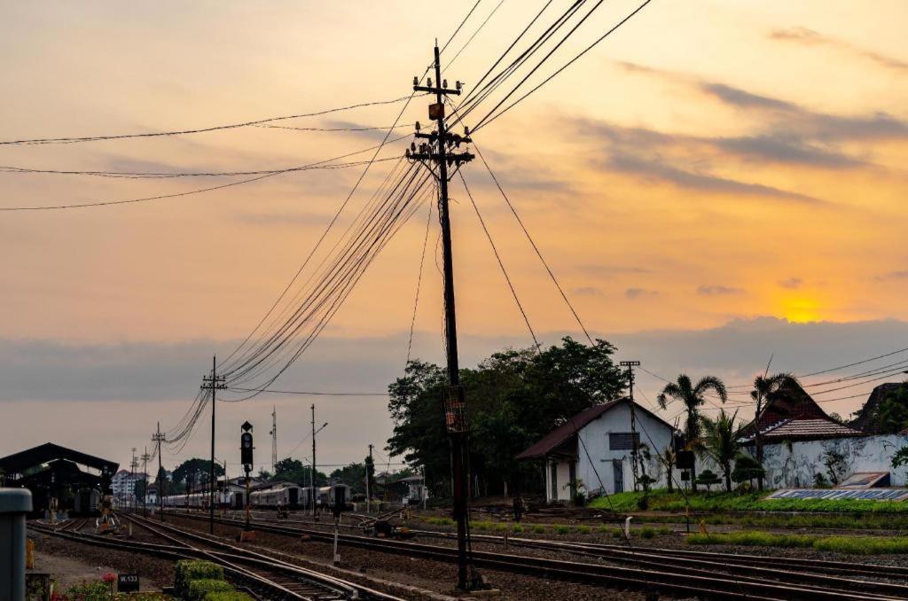 Artotel Suites Bianti Yogyakarta Exteriör bild