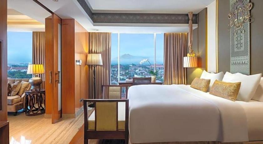 Artotel Suites Bianti Yogyakarta Exteriör bild