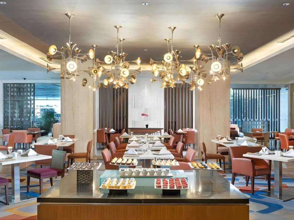 Artotel Suites Bianti Yogyakarta Exteriör bild