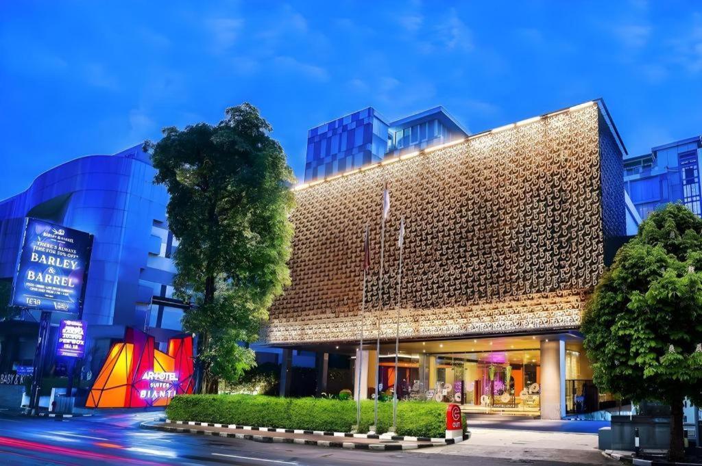 Artotel Suites Bianti Yogyakarta Exteriör bild