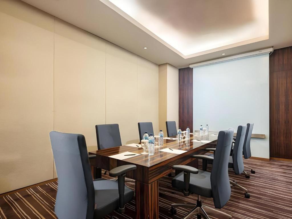Artotel Suites Bianti Yogyakarta Exteriör bild